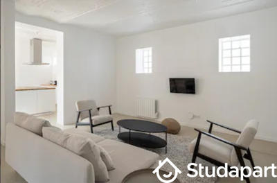 Chambre - 13 m² - 1 pièce