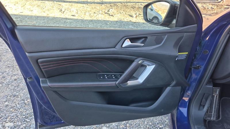 Peugeot 308 II 1.2 PureTech 130 Eat6 Gt-Line