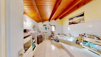 Maison - 209 m² - 6 pièces