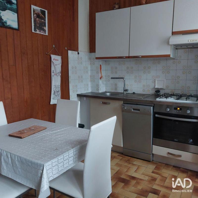 Maison - 335 m² - 11 pièces