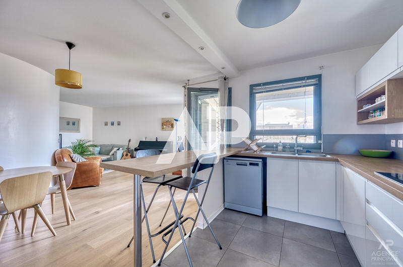 Appartement - 86 m² - 3 pièces