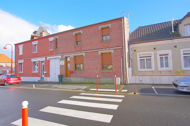 Maison - 97 m² - 4 pièces