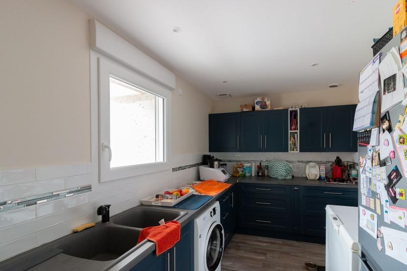 Maison - 222 m² - 7 pièces