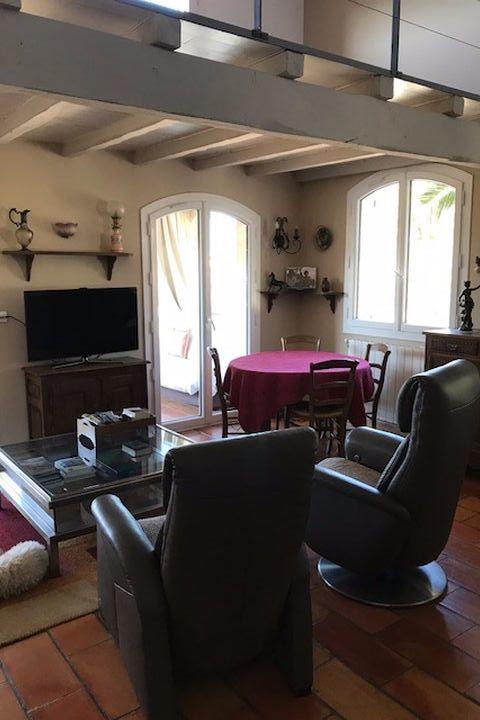 Maison - 230 m² - 6 pièces