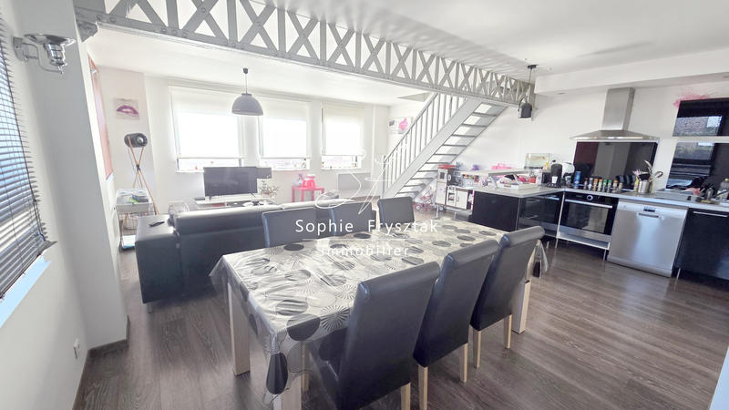 Duplex - 107 m² - 4 pièces