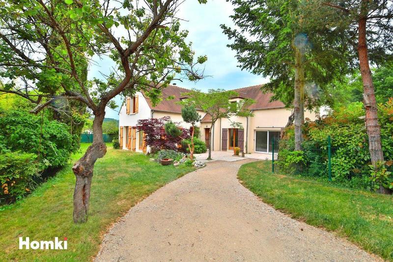 Maison - 191 m² - 8 pièces