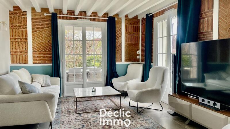 Maison - 197 m² - 8 pièces