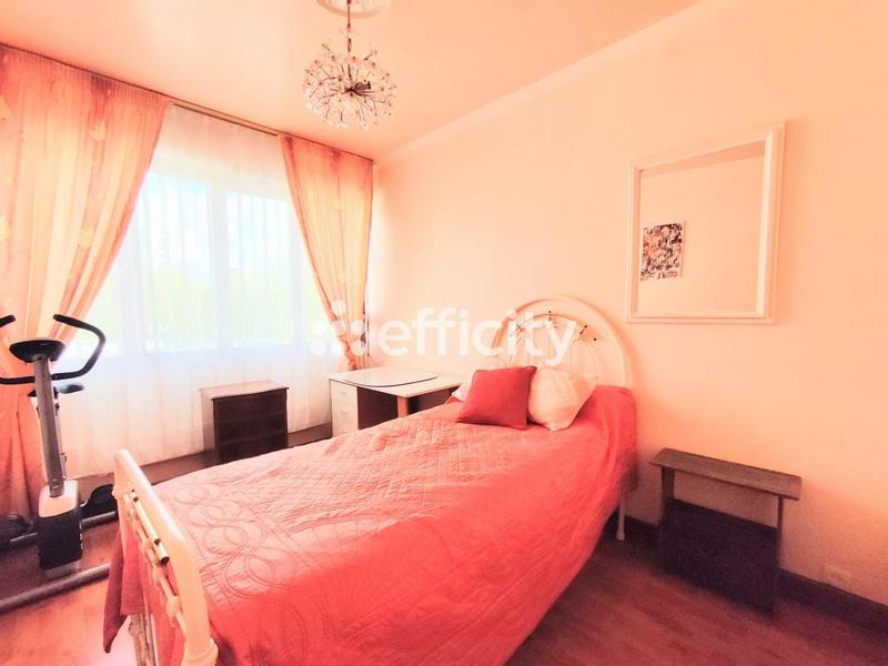 Appartement ancien - 105 m² - 5 pièces