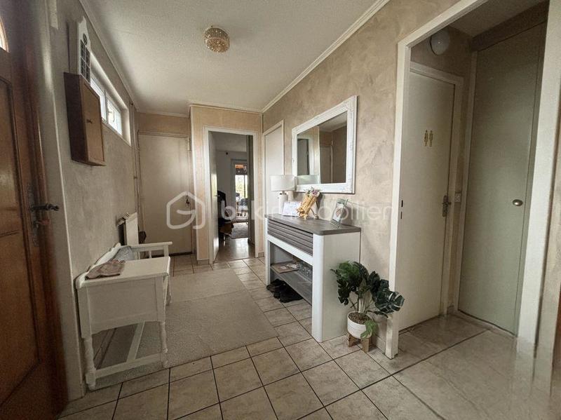 Maison - 140 m² - 6 pièces