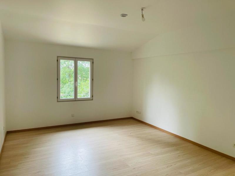 Maison en pierre - 125 m² - 5 pièces