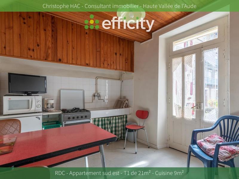 Maison - 276 m² - 18 pièces