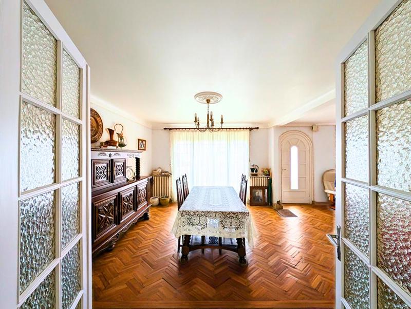 Maison - 120 m² - 7 pièces