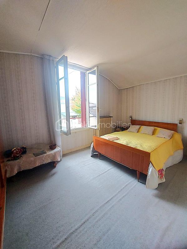 Maison - 91 m² - 4 pièces