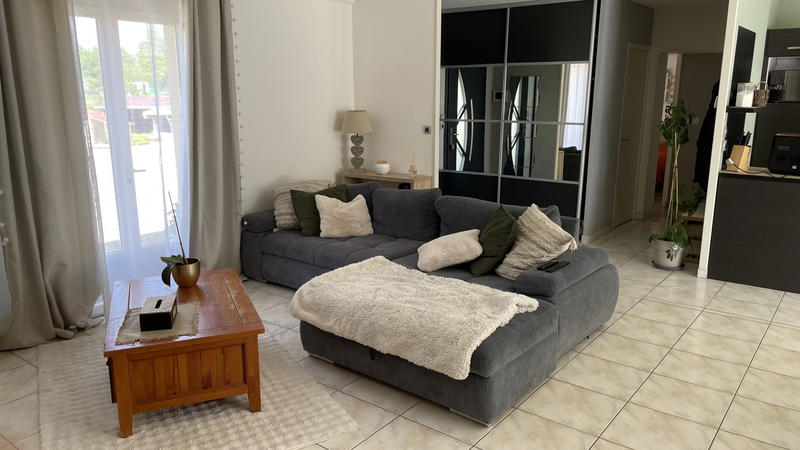 Villa - 151 m² - 9 pièces