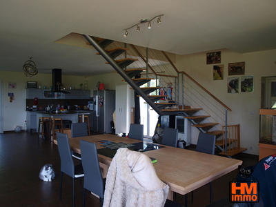 Loft - 200 m² - 5 pièces