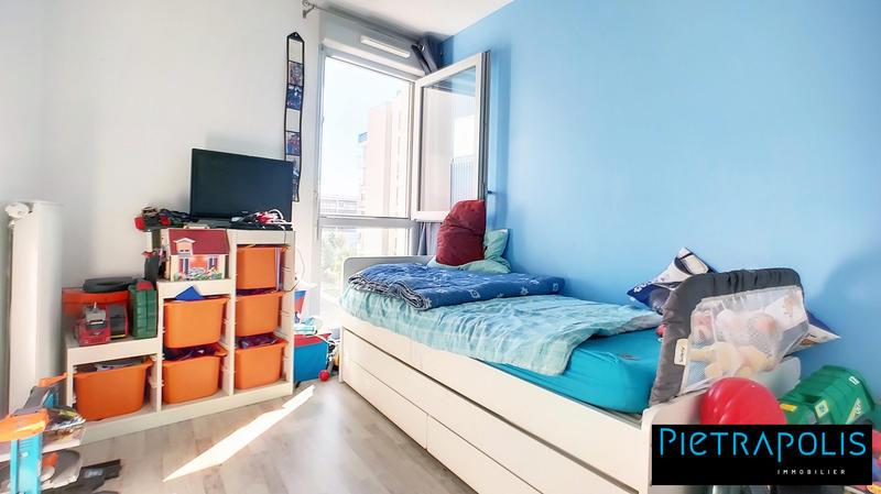 Appartement - 97 m² - 4 pièces