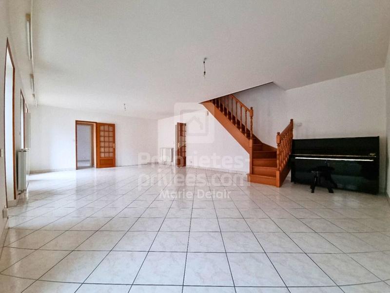 Maison - 176 m² - 7 pièces