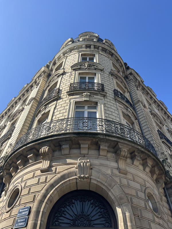 Appartement - 110 m² - 4 pièces