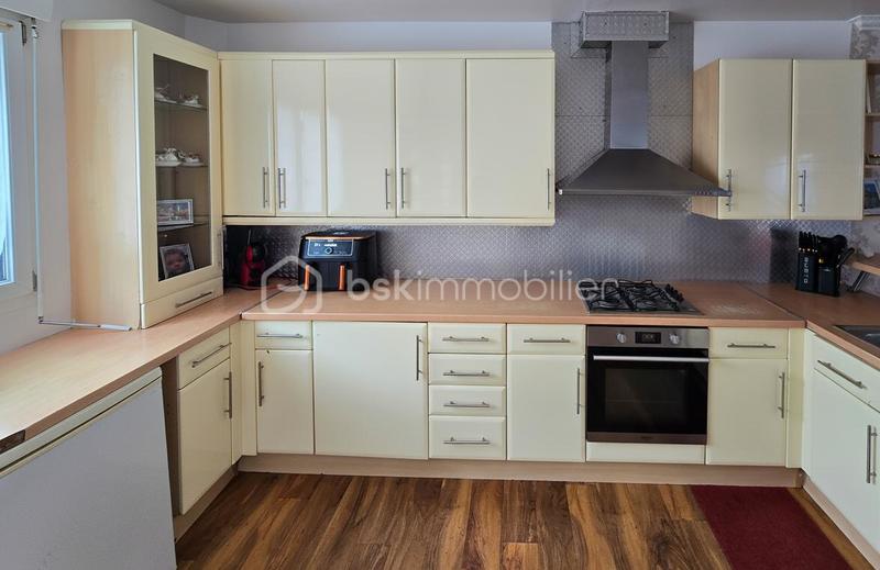 Maison - 150 m² - 6 pièces