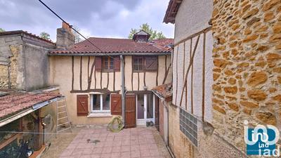 Maison de village - 132 m² - 5 pièces