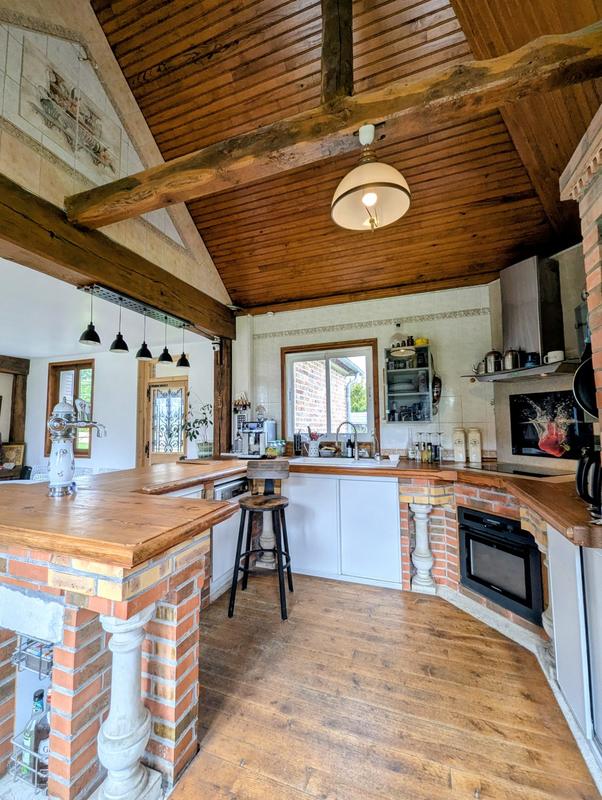 Maison - 200 m² - 8 pièces