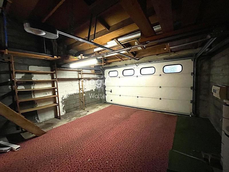 Maison traditionnelle - 179 m² - 6 pièces