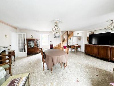 Maison en pierre - 150 m² - 7 pièces