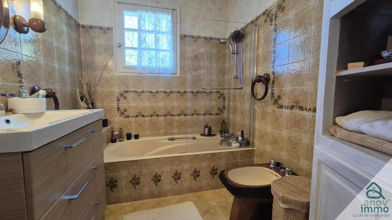 Maison - 101 m² - 5 pièces