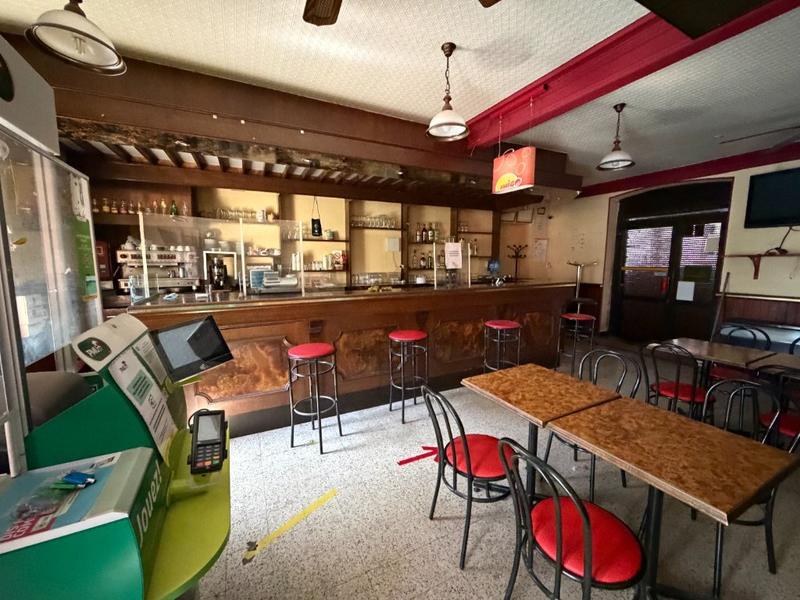 Immeuble - 211 m² - 11 pièces