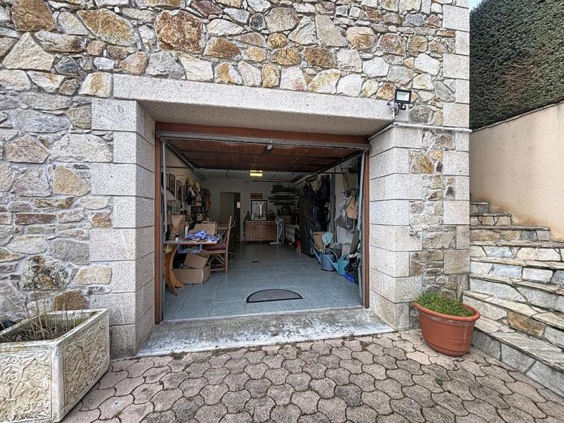 Villa - 246 m² - 7 pièces