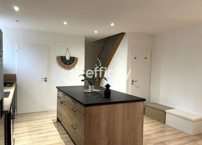 Maison - 85 m² - 4 pièces