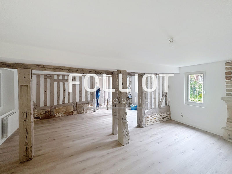 Maison - 200 m² - 14 pièces