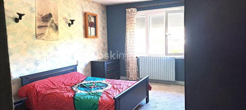 Maison - 198 m² - 8 pièces