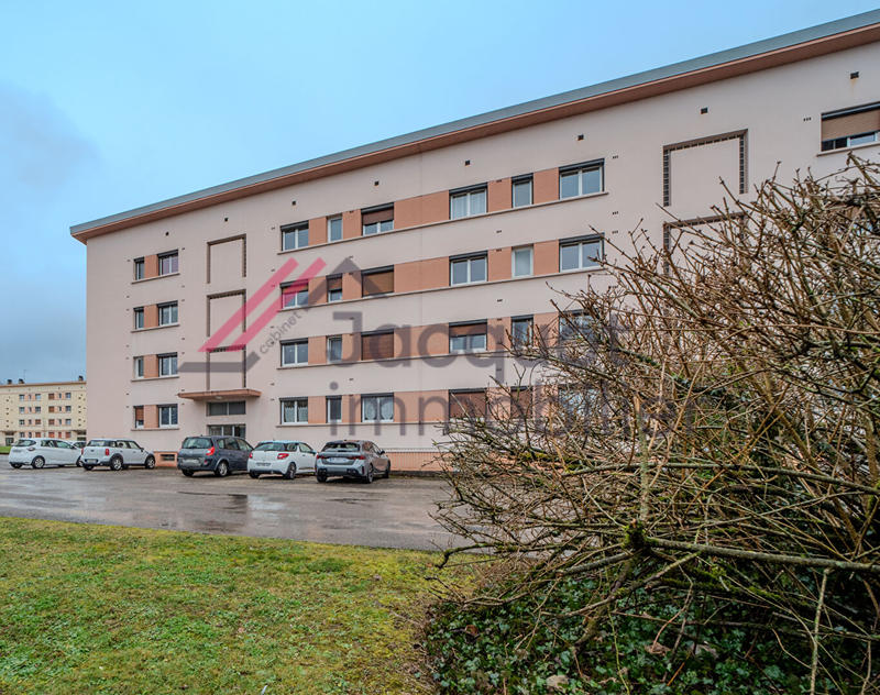 Appartement - 85 m² - 3 pièces