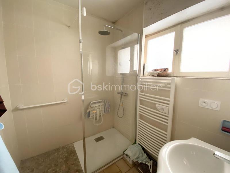 Maison - 90 m² - 3 pièces