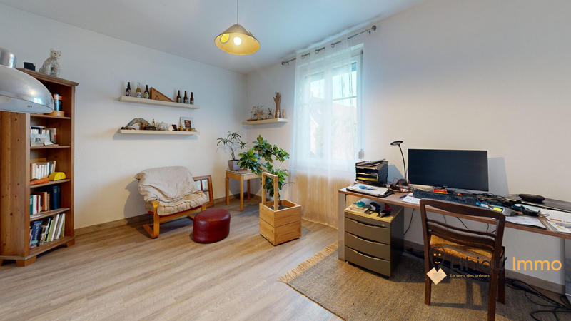 Maison - 89 m² - 5 pièces