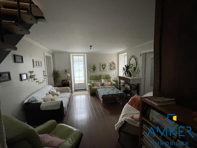 Maison traditionnelle - 133 m² - 7 pièces