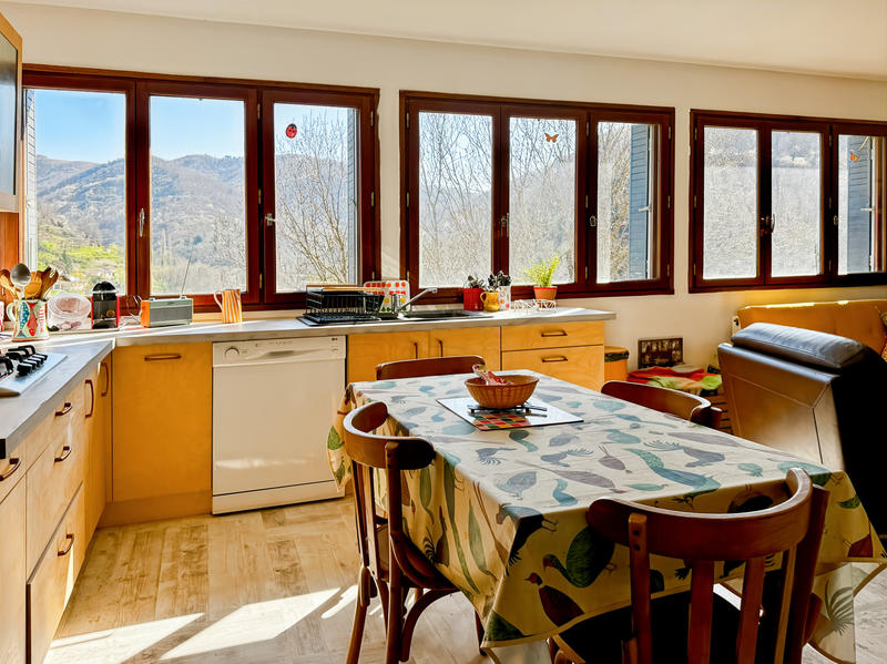 Maison - 88 m² - 4 pièces