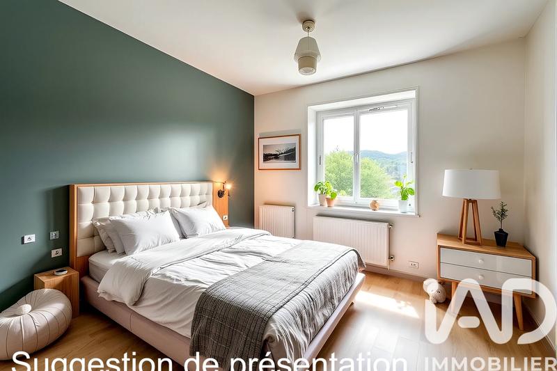 Maison - 93 m² - 5 pièces