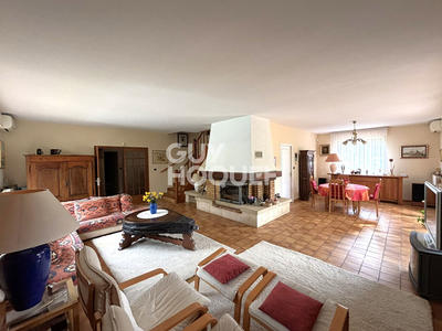 Maison - 190 m² - 6 pièces