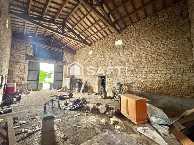 Maison - 228 m² - 3 pièces