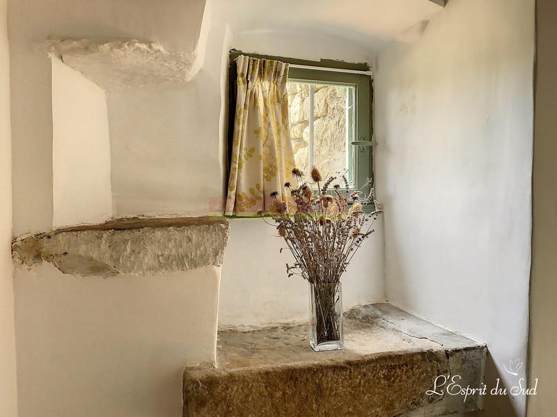 Maison - 245 m² - 11 pièces