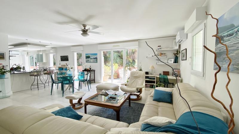 Appartement sur toit - 129 m² - 5 pièces