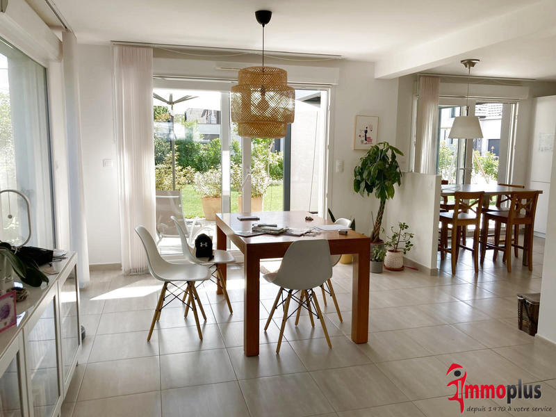 Maison - 145 m² - 6 pièces