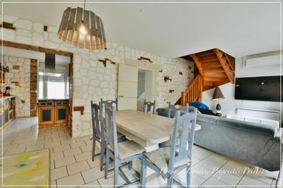 Maison - 86 m² - 4 pièces