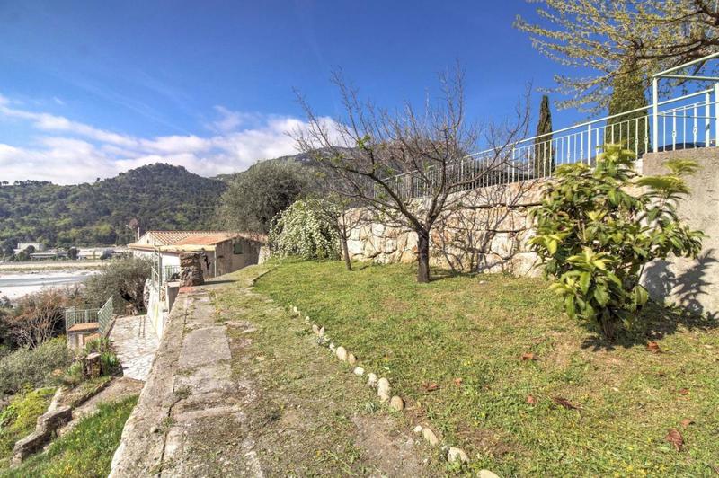 Maison - 170 m² - 7 pièces