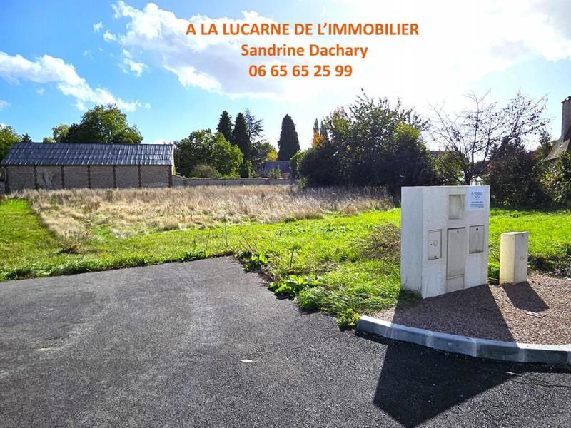 Terrain constructible - 1 351 m²