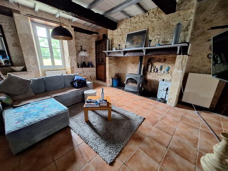 Propriété - 360 m² - 14 pièces