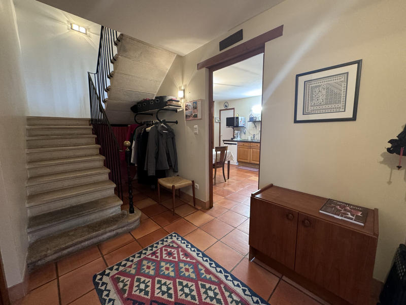 Maison - 246 m² - 8 pièces