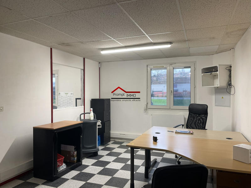 Local commercial - 576 m²